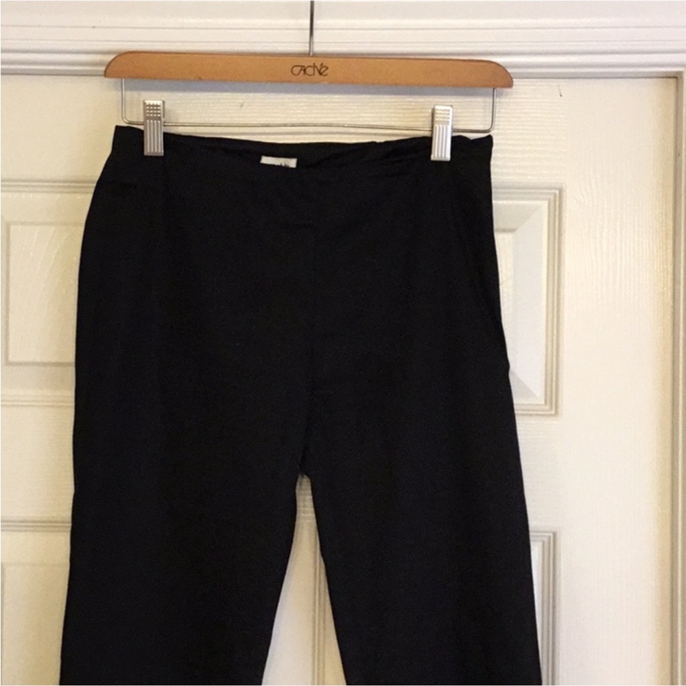 Cache Vintage Black Cropped Pants w/ Beautiful Embroidery - Picture 2 of 6
